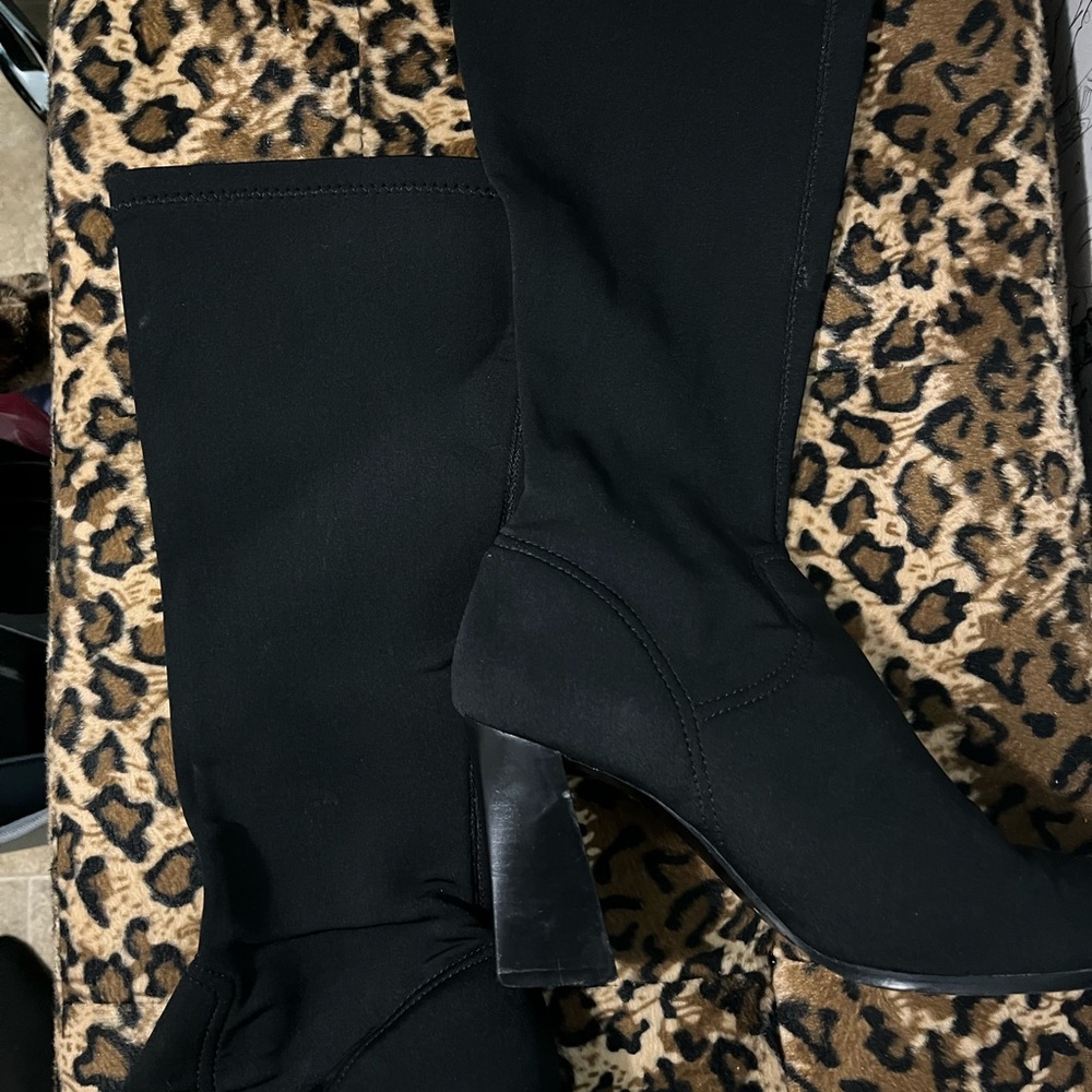Black Boots